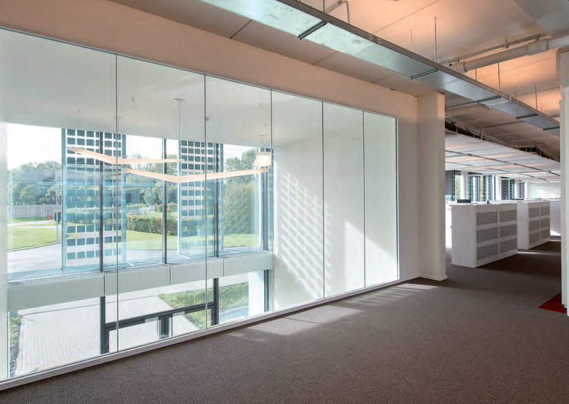 CROUZI Cloison vitrée bord à bord VISION LINE (CORNER) EI30