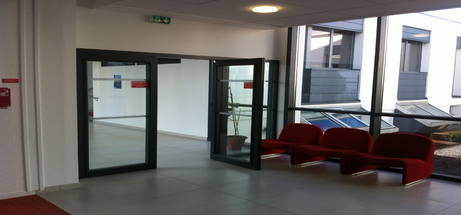 CROUZI GV SA EI30 2V - Acoustique en feuillure de battement 35 dB